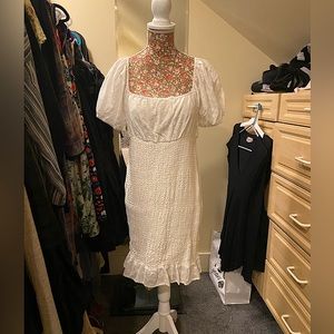 Adorable bodycon white dress